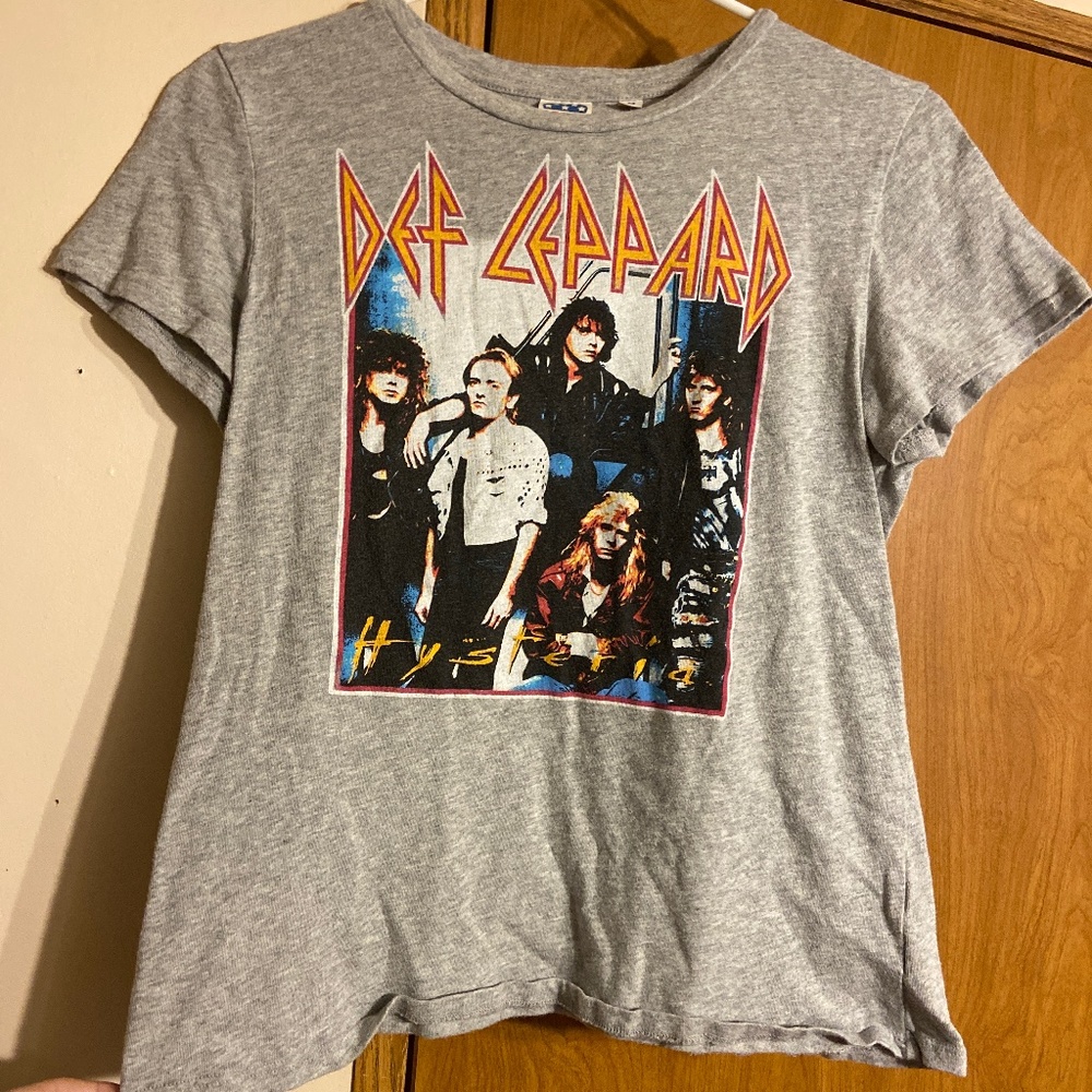 Def Leppard Band Tee